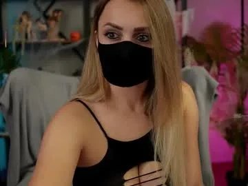 _careful_i_bite_nya_ on Chaturbate