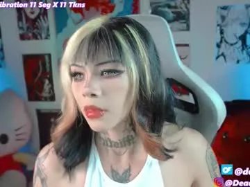 _deadly_doll on Chaturbate