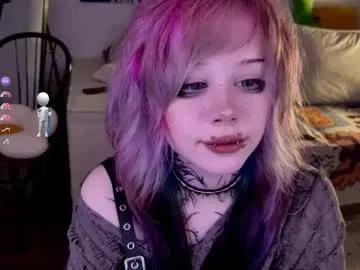 _lollyshy_ on Chaturbate