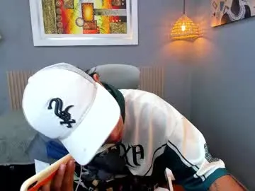 adamcoox on Chaturbate