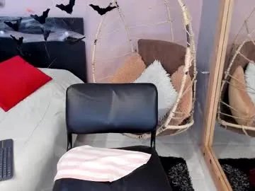 alaiasmile_ on Chaturbate 