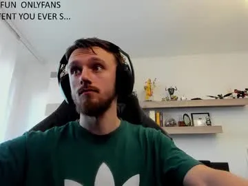 alphaboyfun on Chaturbate