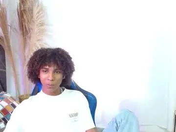 angell18_ on Chaturbate