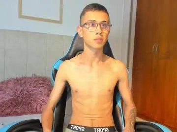 asher_lux on Chaturbate