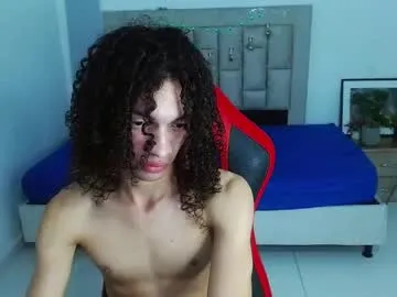 axel_fox7 on Chaturbate