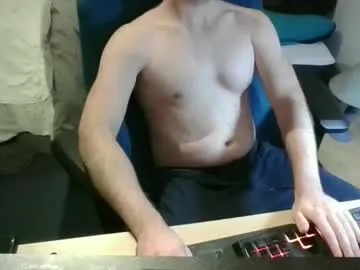 azdert2100 on Chaturbate