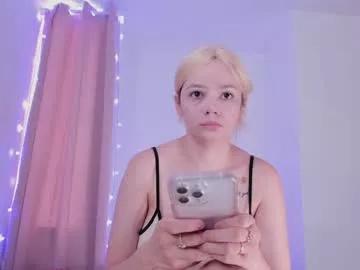 bella_adams_ on Chaturbate 