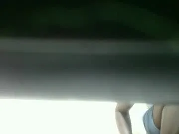 bitch_zonecouples on Chaturbate