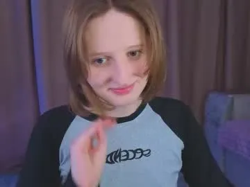 c0ralynx — More Smiles! - Goal: Full Naked (20 min) [1500 tokens left] #cute #trans #natural #smalltits #bigass