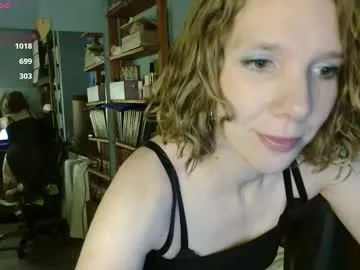 daisy_lovely on Chaturbate