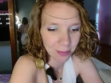 daisy_lovely on Chaturbate