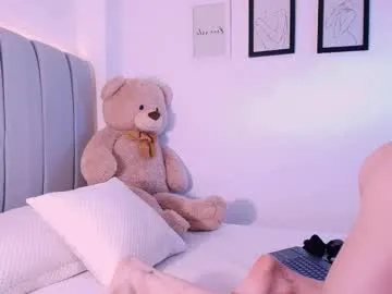 dannahyde on Chaturbate