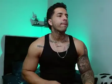 darius_phoenix on Chaturbate