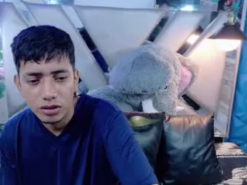 darwinandbrayan on Chaturbate