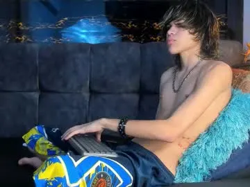 diamond_twink on Chaturbate