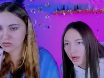 dina_bloom on Chaturbate