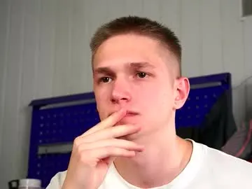 dustyn_fox on Chaturbate