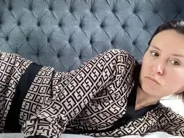 eatmypie69 — Goal 1 : Squirt (999 tokens remaining) Follow my  pieeater69 #milf #squirt #hairybush #hairy #anal