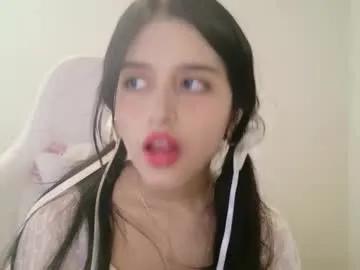 elisparadisex — hiii just vibing :)   #new #18 #teen #lovense