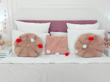 elsajoness — Hey,im Liza,lets get naughty together  #naughty #lovense #oil #bigboobs #bigass