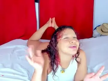 emilly_coper18 — #squirt #flexible #blowjob #saliva #dance