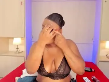 emilyystuart on Chaturbate