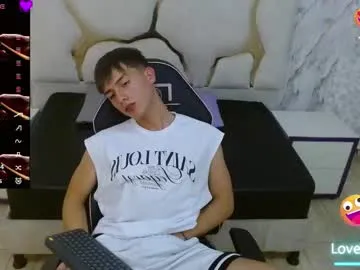 evan_tay on Chaturbate