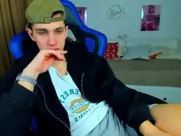 frank_mooree on Chaturbate