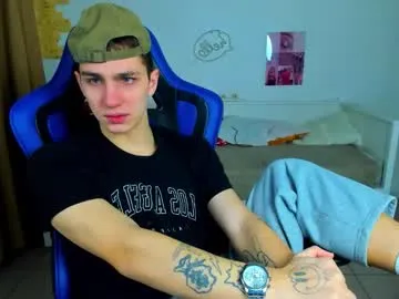 frank_mooree on Chaturbate