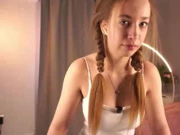 haleybalder — Goal:Lick my lips close-up! Hello I'm Tracy, Let's have some fun, It's my 2nd day on CB!  #new #18 #skinny #teen #shy [0 tokens remaining]
