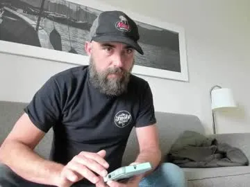 hardworkertn on Chaturbate