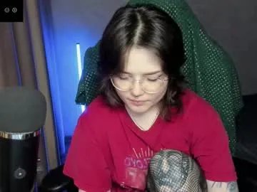 hell_hotline on Chaturbate