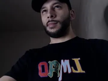 henryaxe on Chaturbate