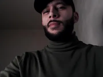 henryaxe on Chaturbate