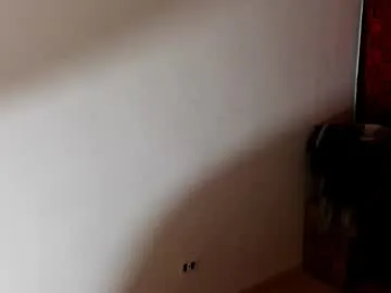 kennerfox77 on Chaturbate