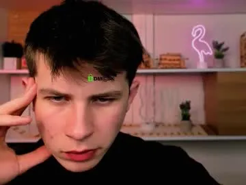 leo_valor on Chaturbate