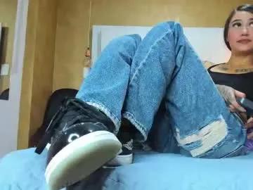 little_jenni — naked full and masturbation pussy close cam feet [65 tokens left] #feet #slim #footjob #socks #domi