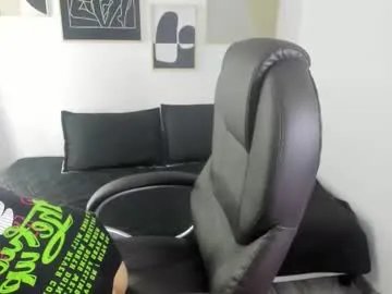 littlee_red —  Soft & Sensual Vibes | Talk, Tease & Chill  #latina #squirt #bigass #redhead #hairy