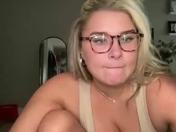 livvymack on Chaturbate 