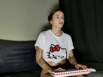 lucyrait on Chaturbate