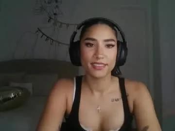 luvvvxliv on Chaturbate 