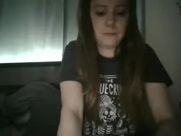 maceyloves — Maceyloves #feet #petitegirl  #natural  #c2c