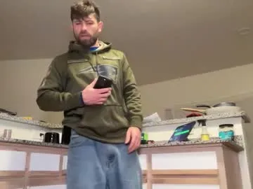 machinebumkelly on Chaturbate