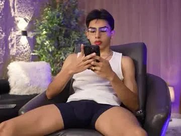 marcoyethan on Chaturbate