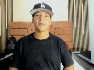 mathy_robert on Chaturbate