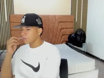 mathy_robert on Chaturbate