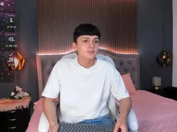 maxii18_ on Chaturbate