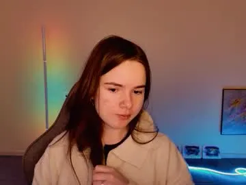 maybloom_ on Chaturbate