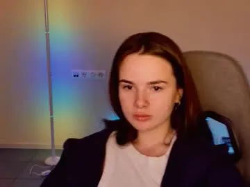 maybloom_ on Chaturbate