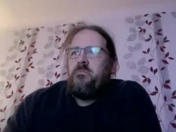 metallbuddy on Chaturbate